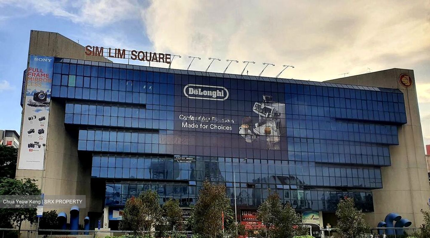 Sim Lim Square (D7), Shop House #460334641